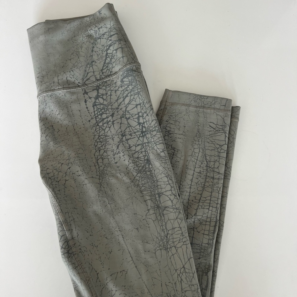 NEW Wunder Train High-Rise Tight 25"